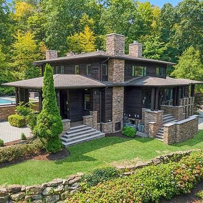 16 Forge Rd, Kinnelon, NJ 07405