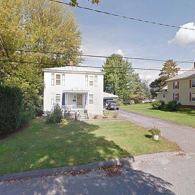 16 John St, Madison, ME 04950