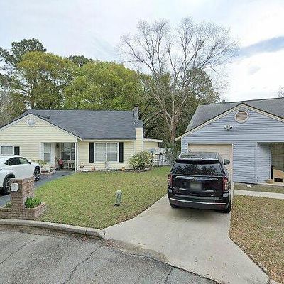 16 Quail Hollow Ct W, Savannah, GA 31419