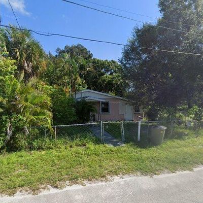 1606 Avenue H, Fort Pierce, FL 34950