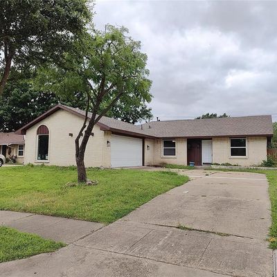 1606 Se 4 Th St, Grand Prairie, TX 75051