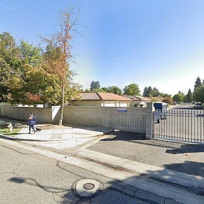 163 Crown Ln, Madera, CA 93637