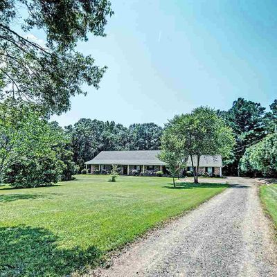 166 Keriville Dr, Byram, MS 39212