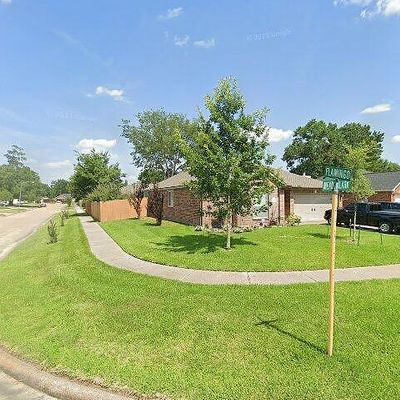 16923 Meadowlark St, Conroe, TX 77385