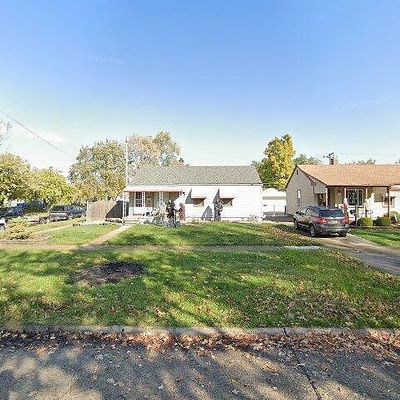 1694 Brest Ave, Lincoln Park, MI 48146