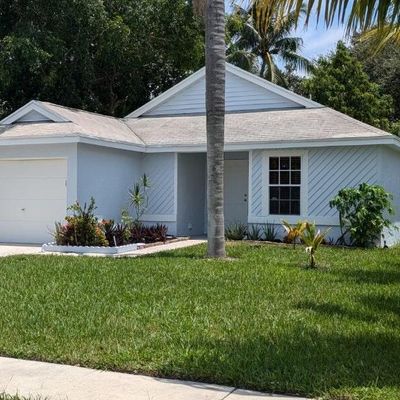 17 Misty Meadow Dr, Boynton Beach, FL 33436