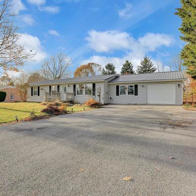 17 Turner Dr, Fayetteville, PA 17222