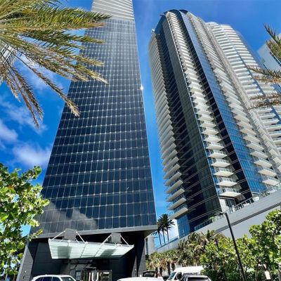 17141 Collins Ave, Sunny Isles Beach, FL 33160