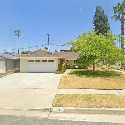 1717 E Helmick St, Carson, CA 90746