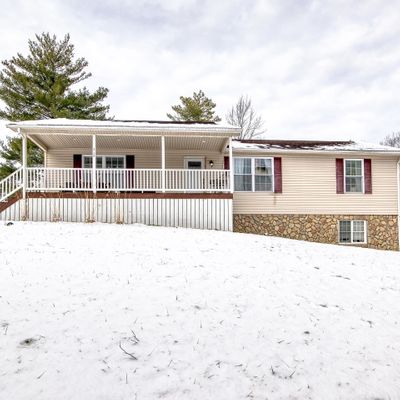 1718 Laurel Creek Rd Ne, Pilot, VA 24138