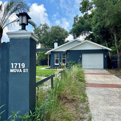 1719 Mova St, Sarasota, FL 34231