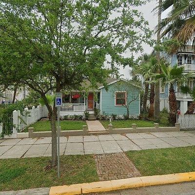 1422 Market St, Galveston, TX 77550