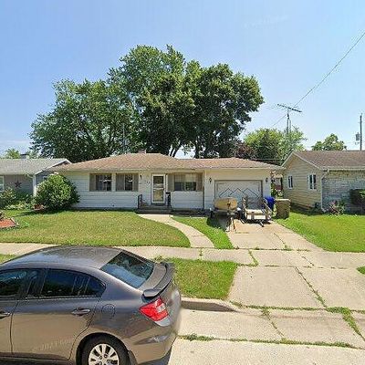 1423 84 Th St, Kenosha, WI 53143