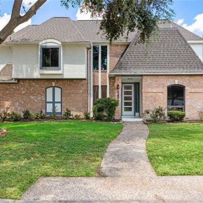 14722 Alderwick Dr, Sugar Land, TX 77498