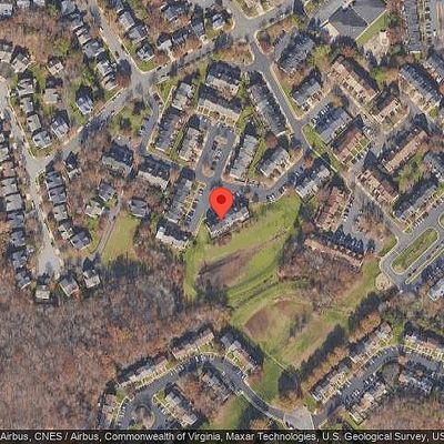 14739 Grobie Pond Ln, Centreville, VA 20120