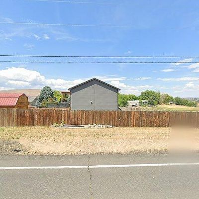 14801 Douglas Rd, Yakima, WA 98908