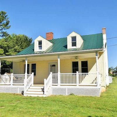 15 Virginia Ave, Boyce, VA 22620