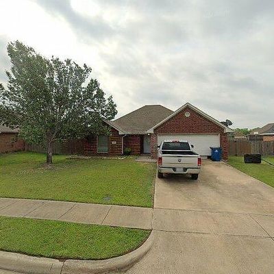 1501 Highglen Trl, Kaufman, TX 75142