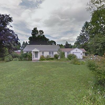 19 Hunting Ln, Wilbraham, MA 01095