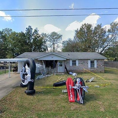 19 N Wood St, Charleston, AR 72933