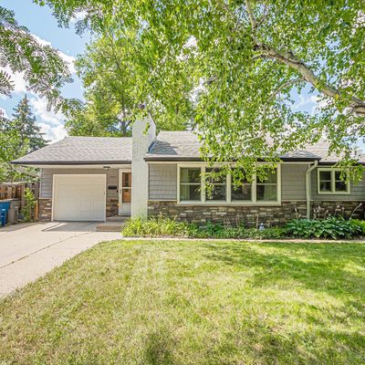 1907 10 Th St S, Moorhead, MN 56560