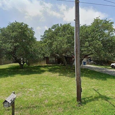 1925 Indian Trl, Ingleside, TX 78362