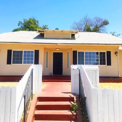 1929 Baker St, Bakersfield, CA 93305