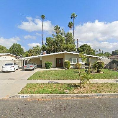 19539 Arminta St, Reseda, CA 91335