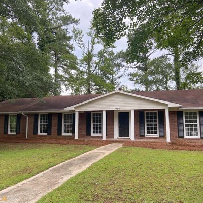 1966 Wood Valley Rd, Macon, GA 31211