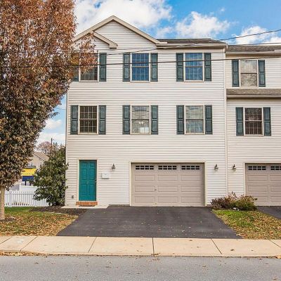 2 Lime St, Ephrata, PA 17522