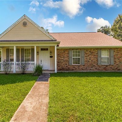 2 Laura Dr, Hammond, LA 70401