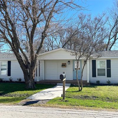 200 Cedar St, Forney, TX 75126