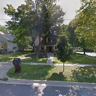 200 N Clinton St, Grand Ledge, MI 48837