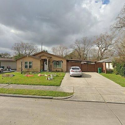 2008 Lamar Dr, Pasadena, TX 77502