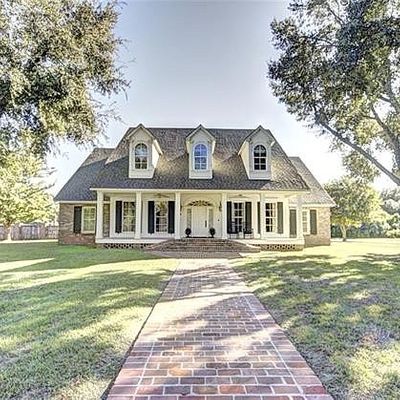 201 Saint Clair Ave, Natchitoches, LA 71457