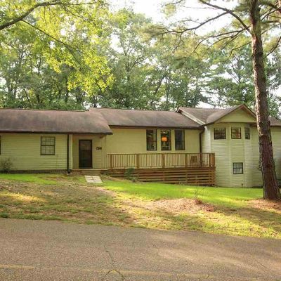 201 W Virginia Dr, Clinton, MS 39056