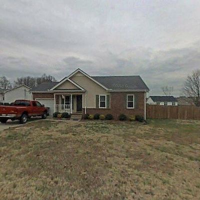 201 Westlynn Dr, Lebanon, TN 37087