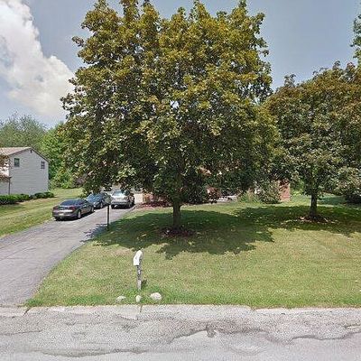 2013 Burning Tree Ln, Youngstown, OH 44505