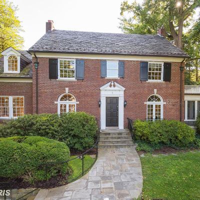 202 Primrose St, Chevy Chase, MD 20815