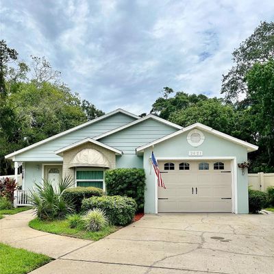 2021 Donnelly Pl, Mount Dora, FL 32757