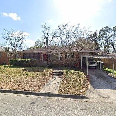 2025 E 40 Th St, Savannah, GA 31404