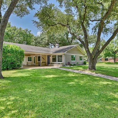 203 Munz St, Brenham, TX 77833