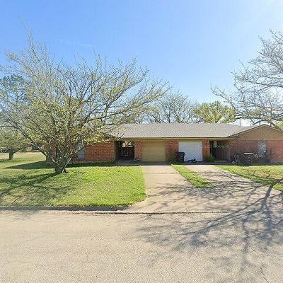 2030 Granbury St, Cleburne, TX 76033