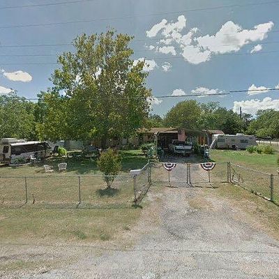 205 Benedict Ave, Florence, TX 76527