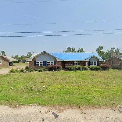 207 Pine Needle Dr, Selma, AL 36701