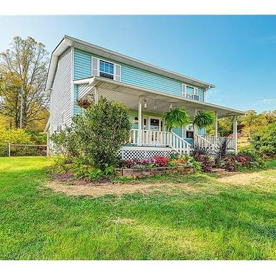 208 Bailey Rd, Candler, NC 28715