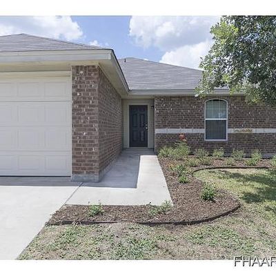 208 Druse Ln, Jarrell, TX 76537