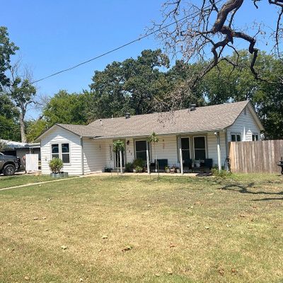 208 N Avenue A, Springtown, TX 76082