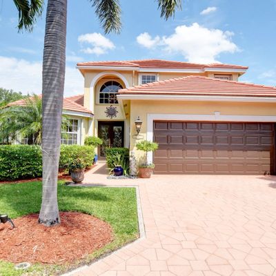 21 Lawrence Lake Dr, Boynton Beach, FL 33436