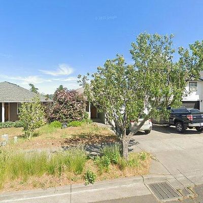 1735 22 Nd St, Hood River, OR 97031